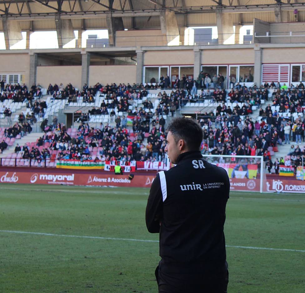 La crueldad del fútbol: En descenso, la UD Logroñés pierde en el descuento y el Calahorra cae por 3-2