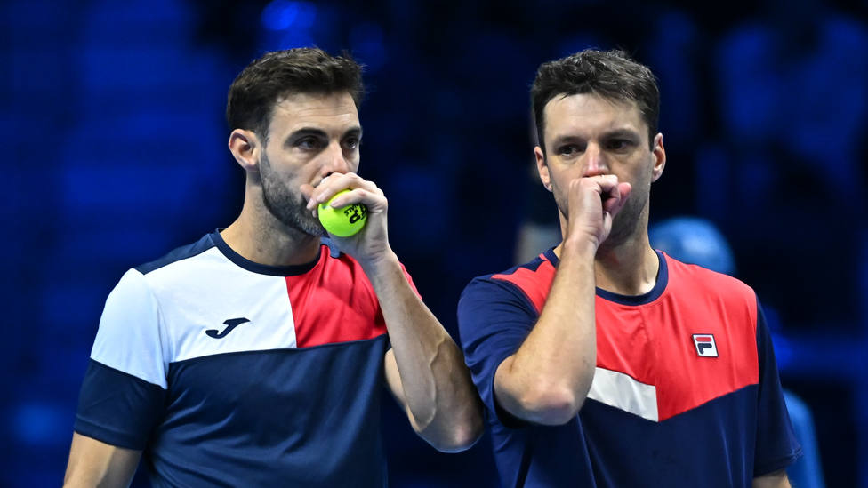 Granollers y Zeballos hablan durante la semifinal del ATP Finals