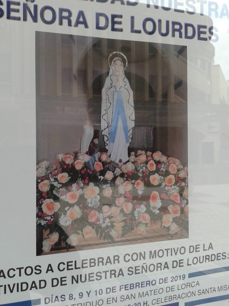 La Virgen Lourdes, protagonista de la procesión de las antorchas en Lorca