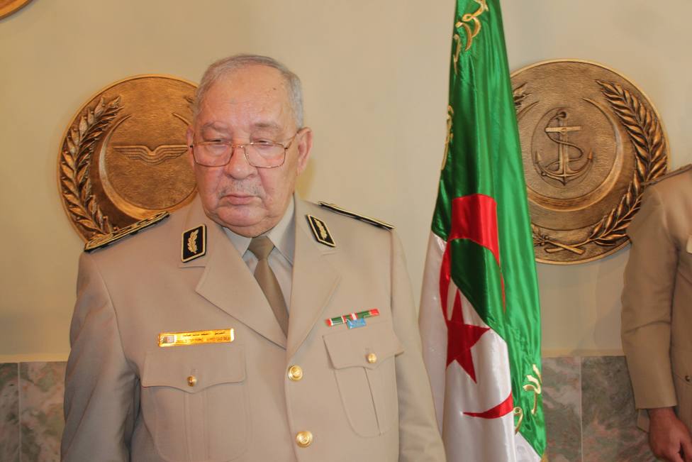 El jefe del Ejército de Argelia asegura que no tiene ambiciones políticas