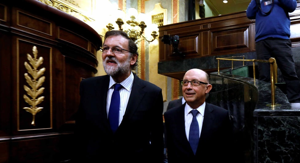 El récord que Rajoy y Montoro pueden batir tras el fracaso de Sánchez