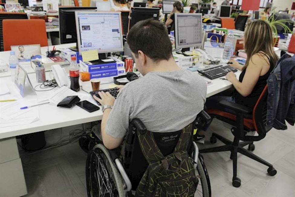 Asturias lidera la contratación a personas con discapacidad