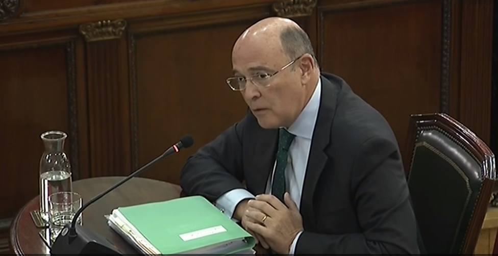 Pérez de los Cobos y Ferran López abrirán la fase de testificales en el juicio contra Trapero