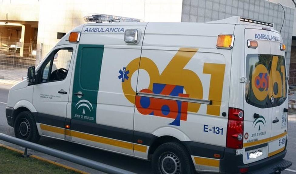 Fallece una persona en un accidente de trÃ¡fico en CalaÃ±as (Huelva) tras salirse su coche de la carretera