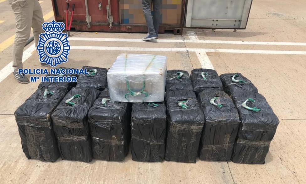 Intervenidos 450 kilogramos de cocaína en un contenedor con origen en Brasil
