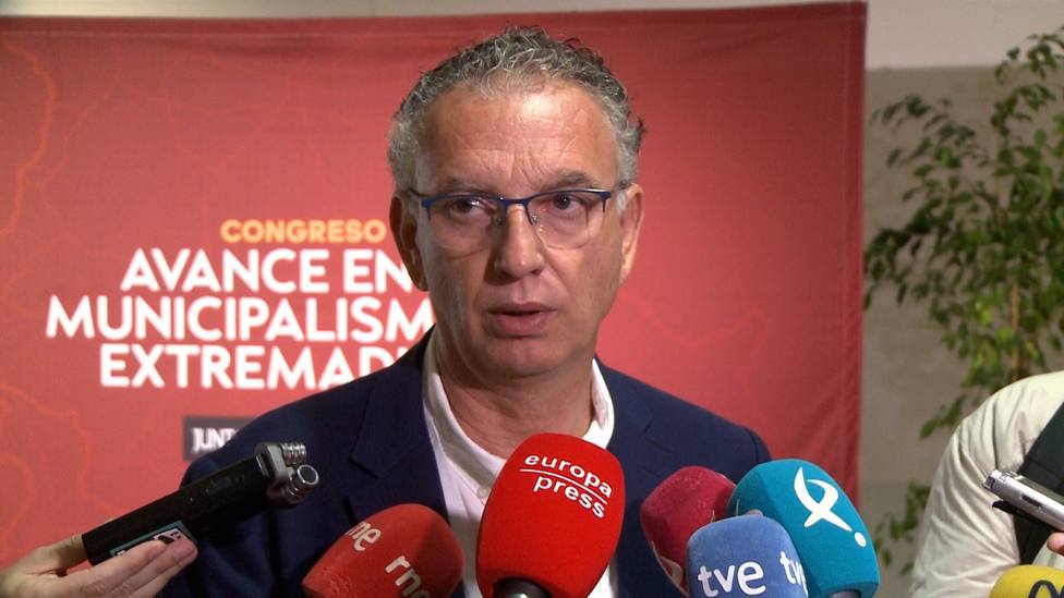 Corporate y M&A.- VÃ?DEO: El PSOE ofrece al PP alternarse en Don Benito dos aÃ±os para salvar la fusiÃ³n con Villanueva, en Extremadura