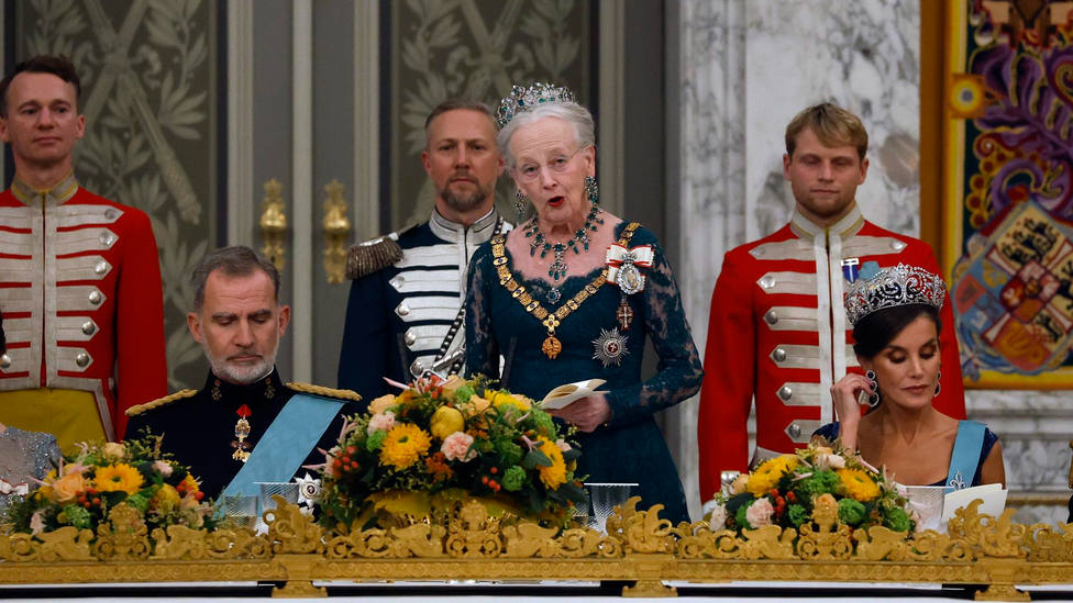 La Reina Margarita II de Dinamarca junto a los Reyes Felipe VI y Letizia