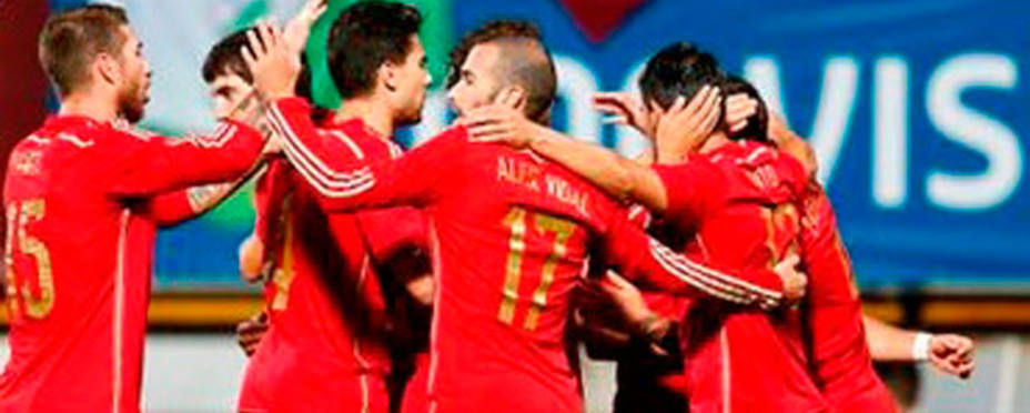 España vuelve al top 10 de la FIFA. (foto: @SeFutbol)