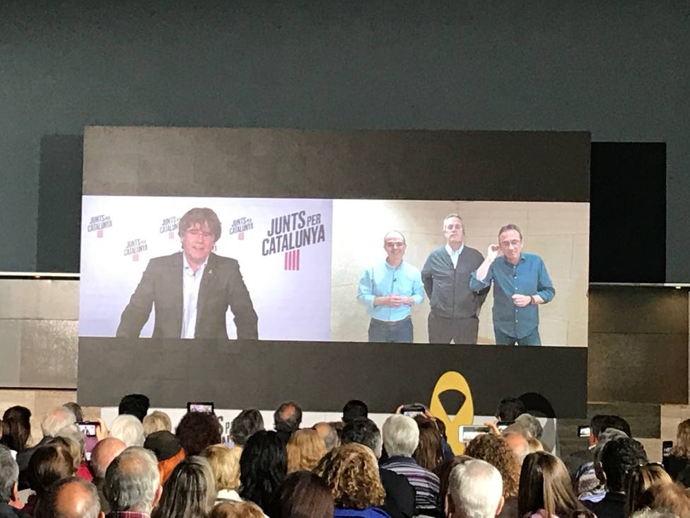 26M.- Puigdemont ve absolutamente anormal las condiciones de los presos de JxCat para ir al Congreso