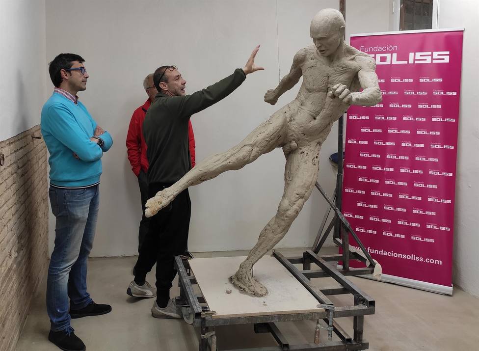 Historia de Albacete y del fútbol hecha estatua