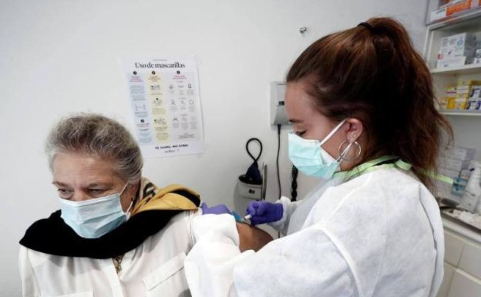El PSOE pide al Ayuntamiento que ponga a disposición de Salud locales para la campaña de vacunación de la grip
