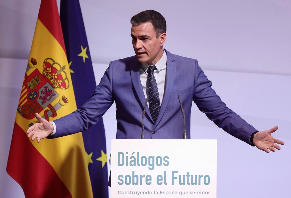 Sánchez halla el momento para convocar el debate sobre el estado de la Nación