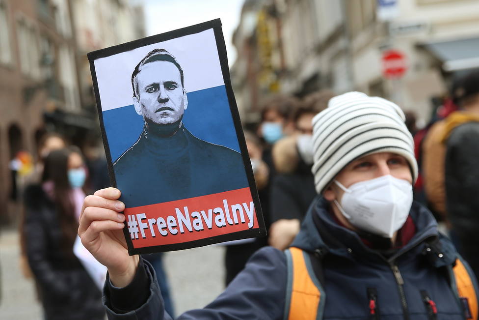 Rusia renueva por cuarta vez el aislamiento al opositor Alexei Navalni