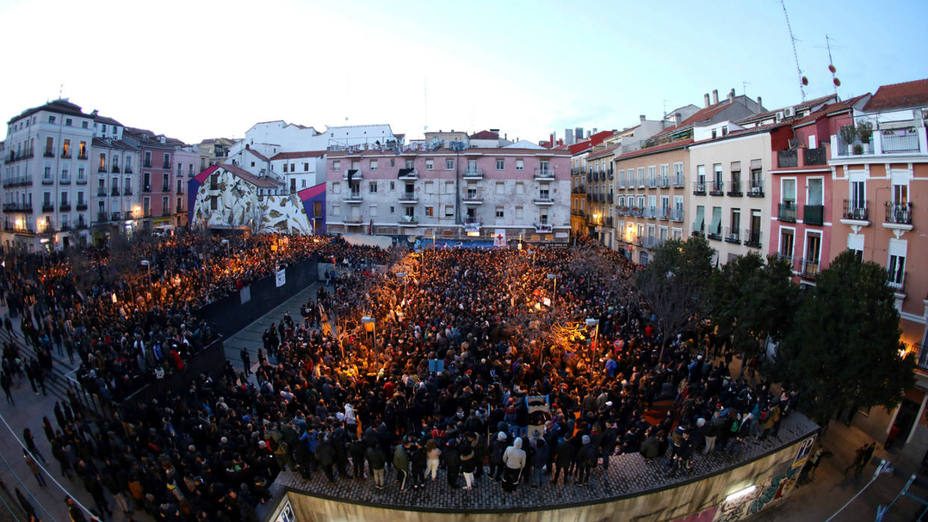 Manifestación en Lavapiés tras la muerte de un mantero este jueves.