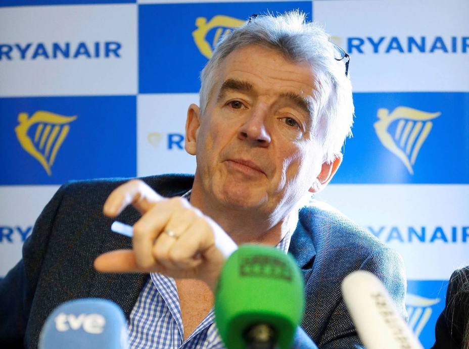 Ryanair planea reducir un 20% su flota en Irlanda y amenaza con 300 posibles despidos