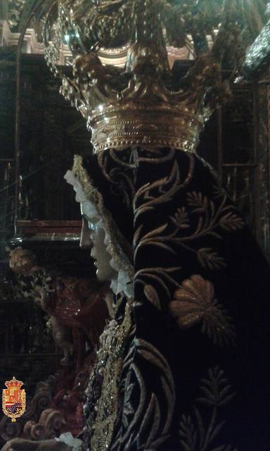 La Virgen de las Angustias, patrona de Granada, coronada