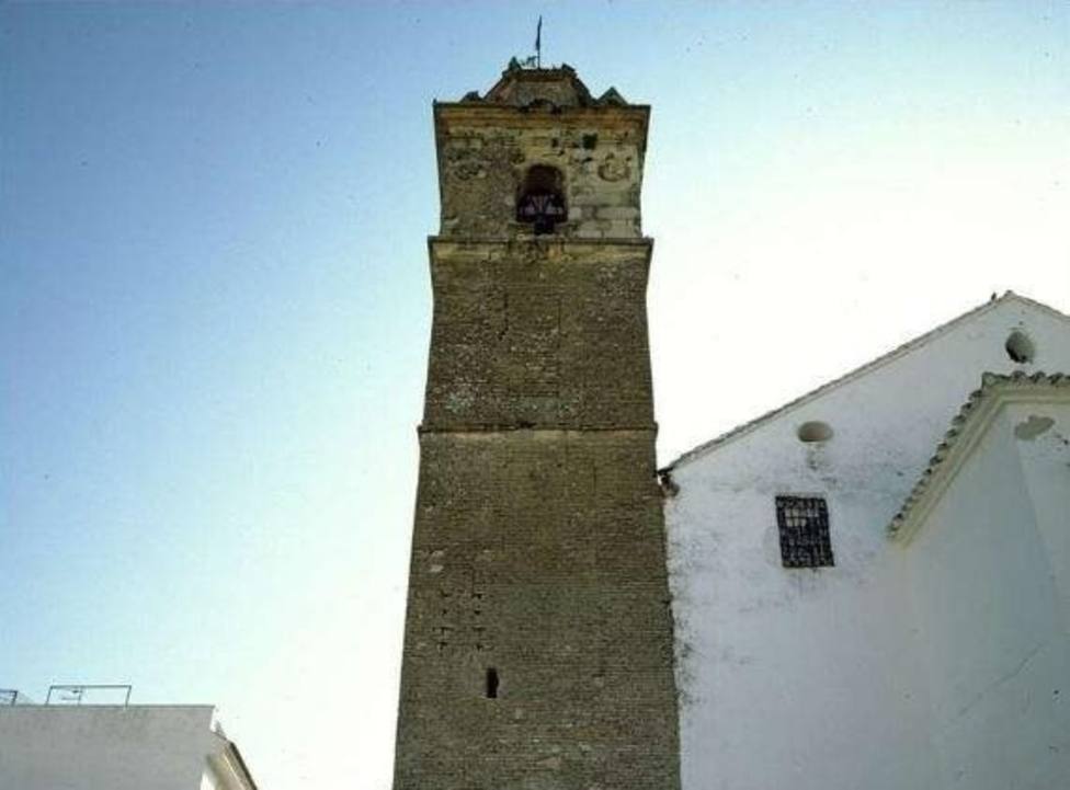 La Junta autoriza colocar una barandilla en la Iglesia de Nuestra Señora de la Asunción de Montemayor