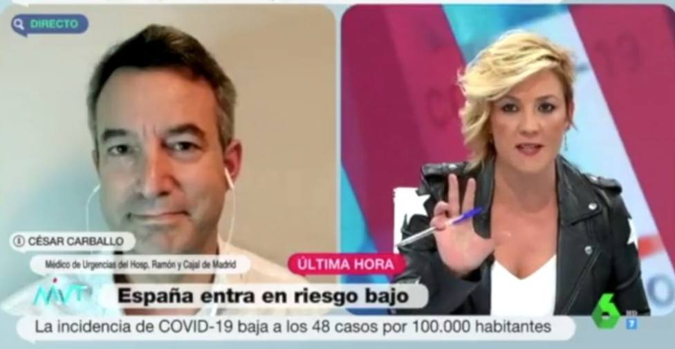 El doctor Carballo pone fecha al fin de las mascarillas en La Sexta ante la atenta mirada de Cristina Pardo