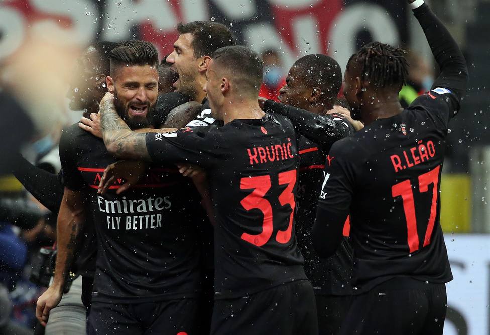 Giroud celebra su gol ante el Torino