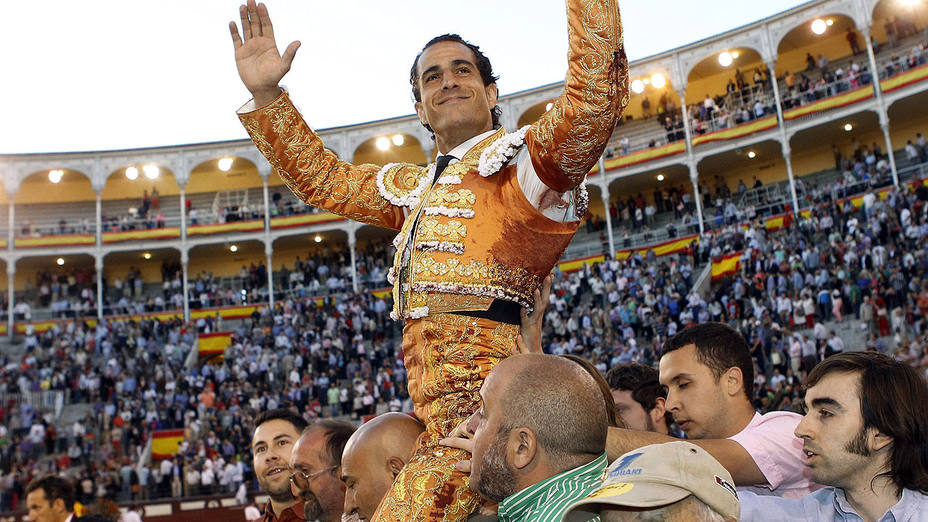 El recordado Iván Fandiño en su salida a hombros de Las Ventas en el año 2014