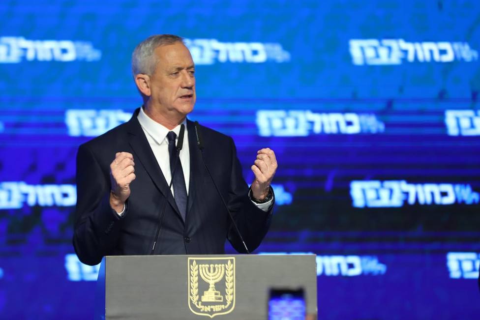 Tanto Gantz como Netanyahu se declaran ganadores en unos comicios muy reñidos