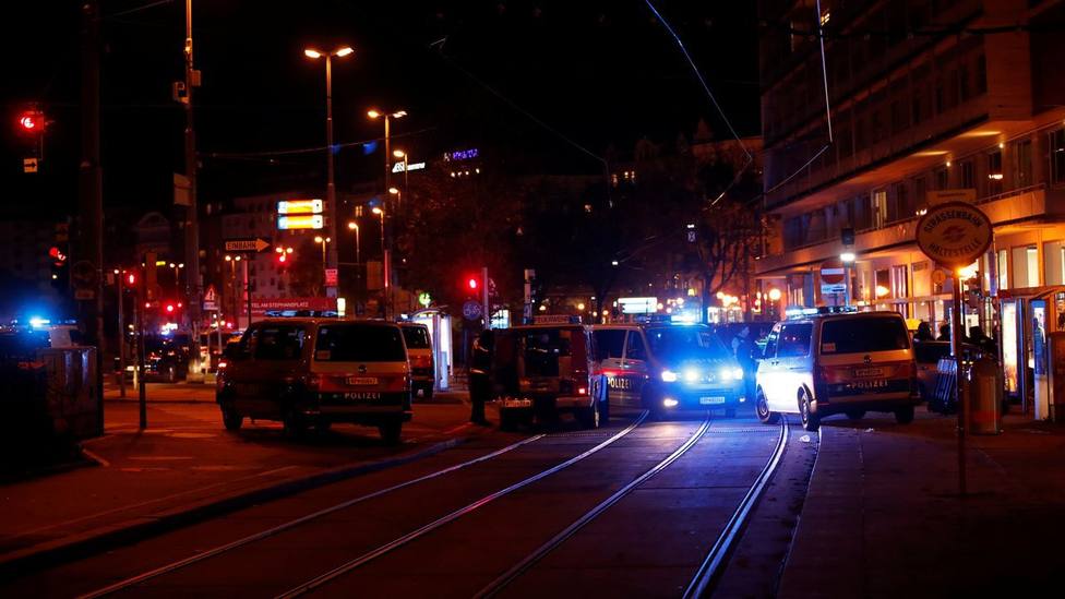 Al menos un muerto y varios heridos en un tiroteo registrado en el centro de Viena