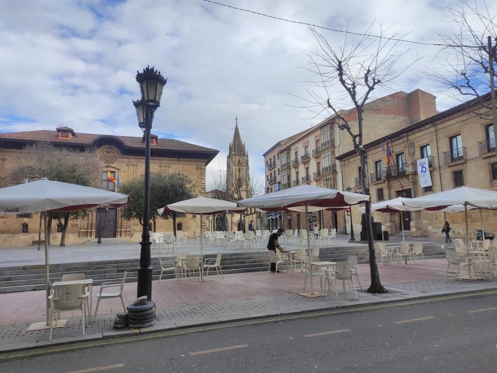 Terraza en la plaza de Porlier, Oviedo