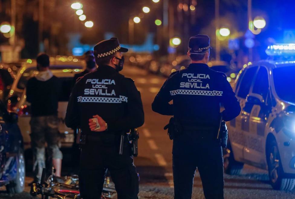 Desalojan a más de mil personas de dos discotecas en Sevilla por incumplir la normativa Covid