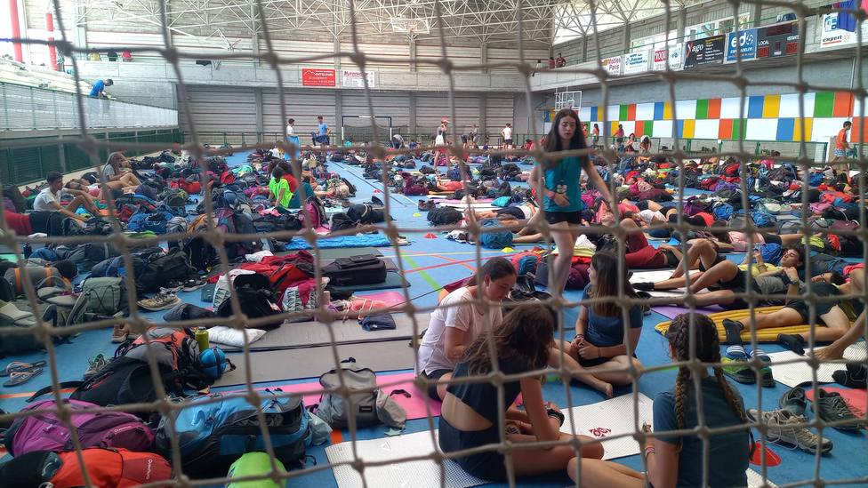 Los jóvenes llevan días en ruta a Santiago, acogidos en distintas instalaciones públicas y privadas