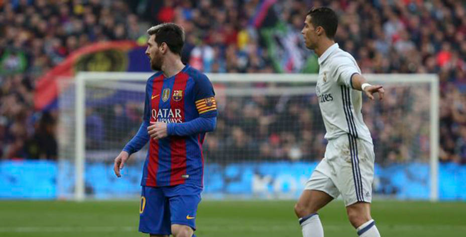 Messi y Cristiano, durante el encuentro de Liga de esta temporada (Reuters)