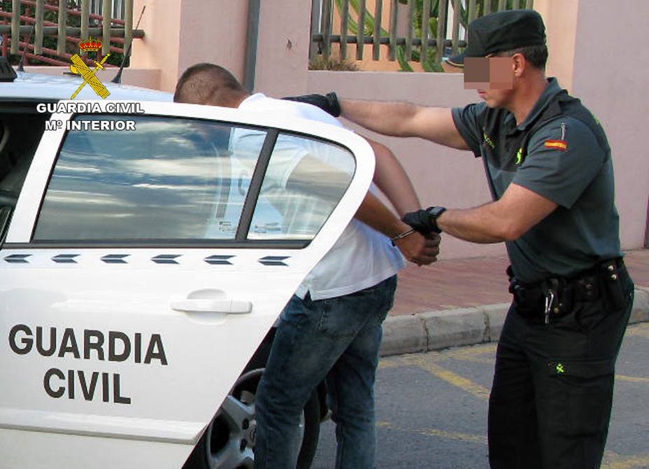 Detenidos dos de los presuntos autores de un violento robo cometido en San Pedro del Pinatar