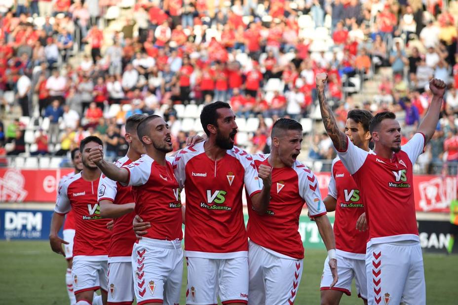 El Real Murcia se reivindica ganando al Talavera (1-0)