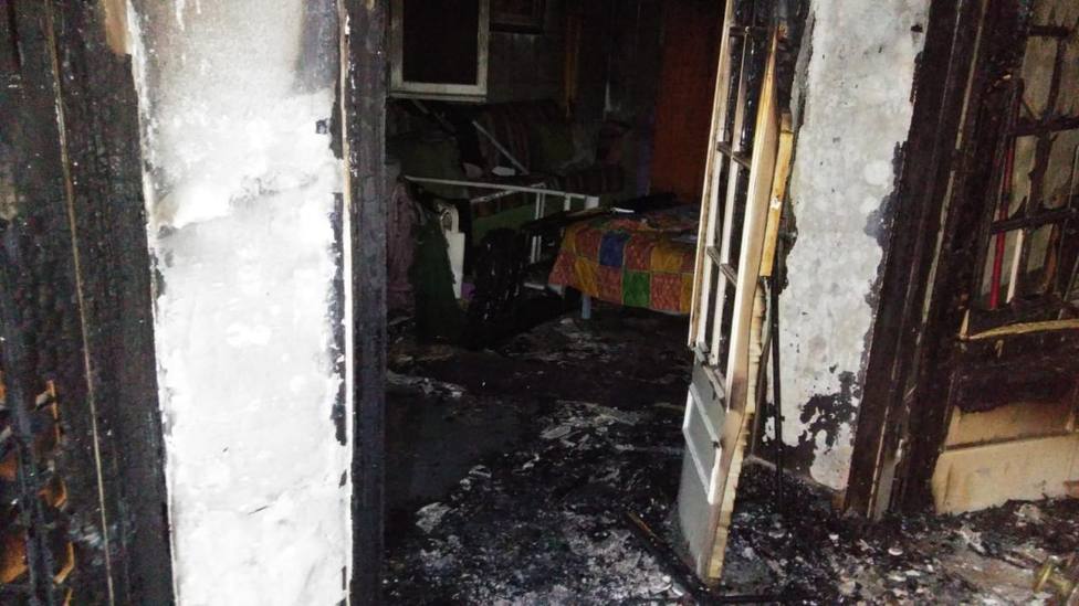 Una anciana resulta herida grave en Menorca tras incendiarse su casa por una manta eléctrica