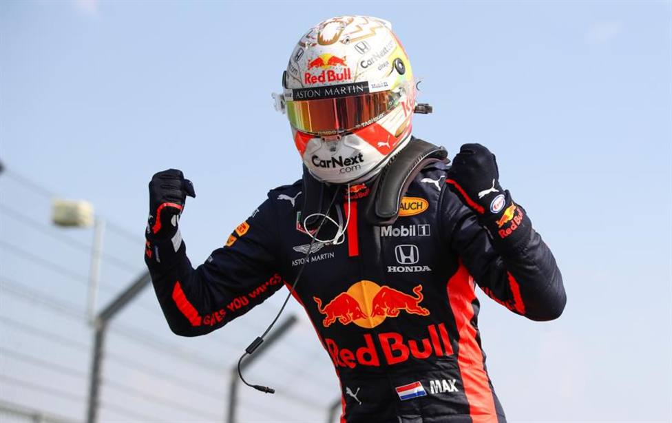 Verstappen gana el GP del 70 Aniversario por delante de Hamilton y Bottas; Sainz, decimotercero