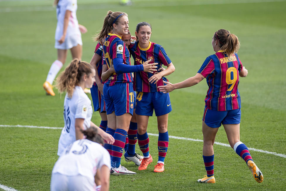 El primer Real Madrid-Barcelona de la historia en el fútbol femenino acabó con goleada azulgrana.