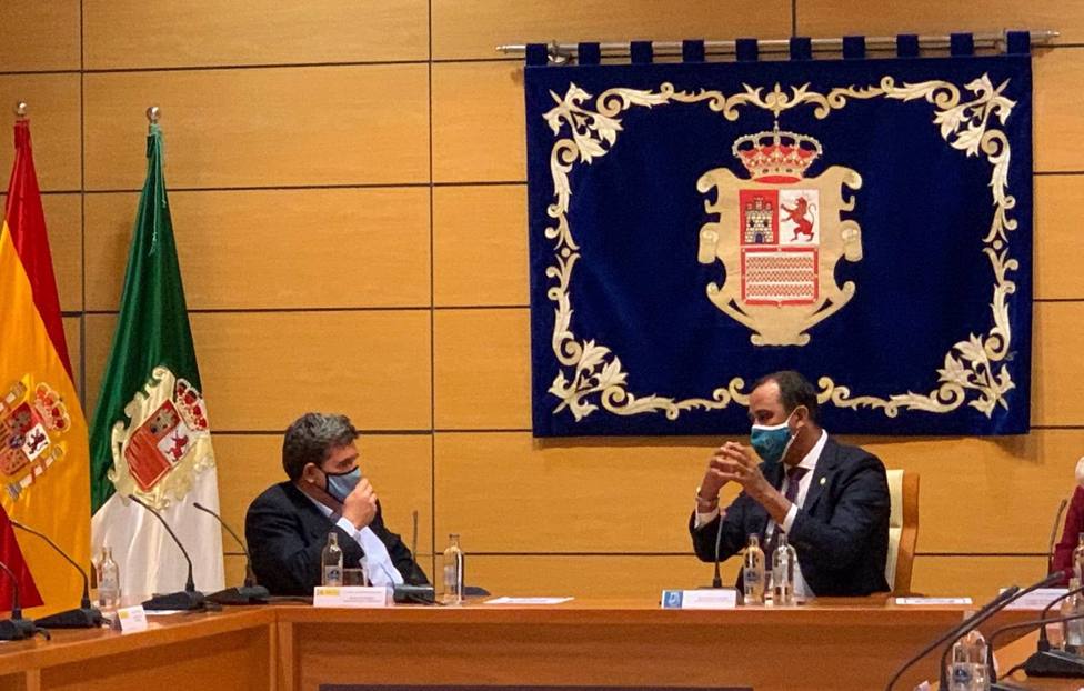 El presidente del Cabildo de Fuerteventura tilda de decepcionante su reuniÃ³n con EscrivÃ¡ por no ofrecer soluciones