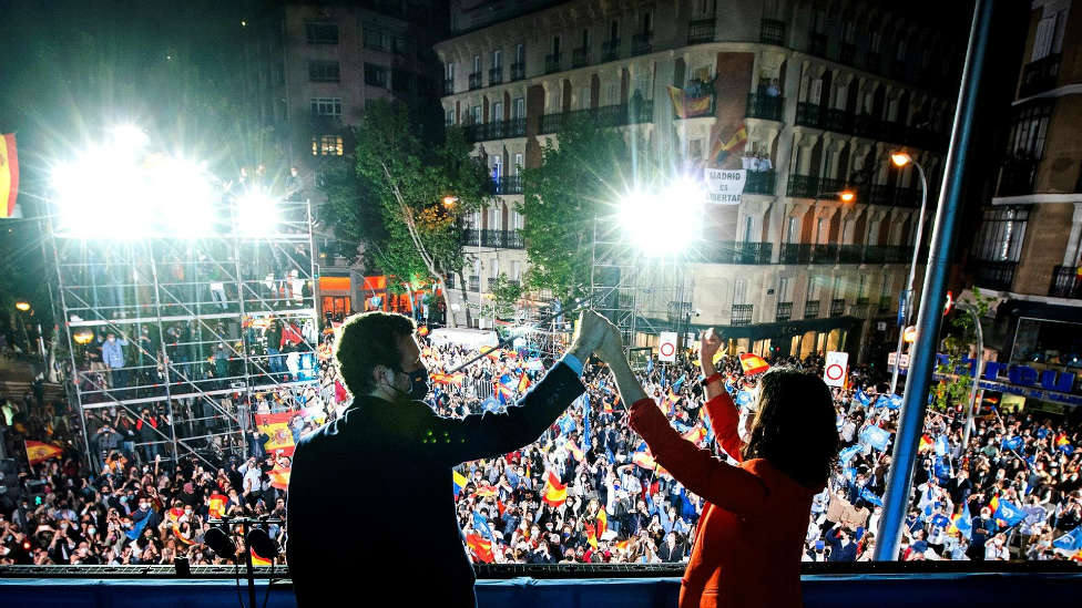 Ayuso barre a la izquierda en Madrid y otras noticias que debes conocer antes de salir de casa