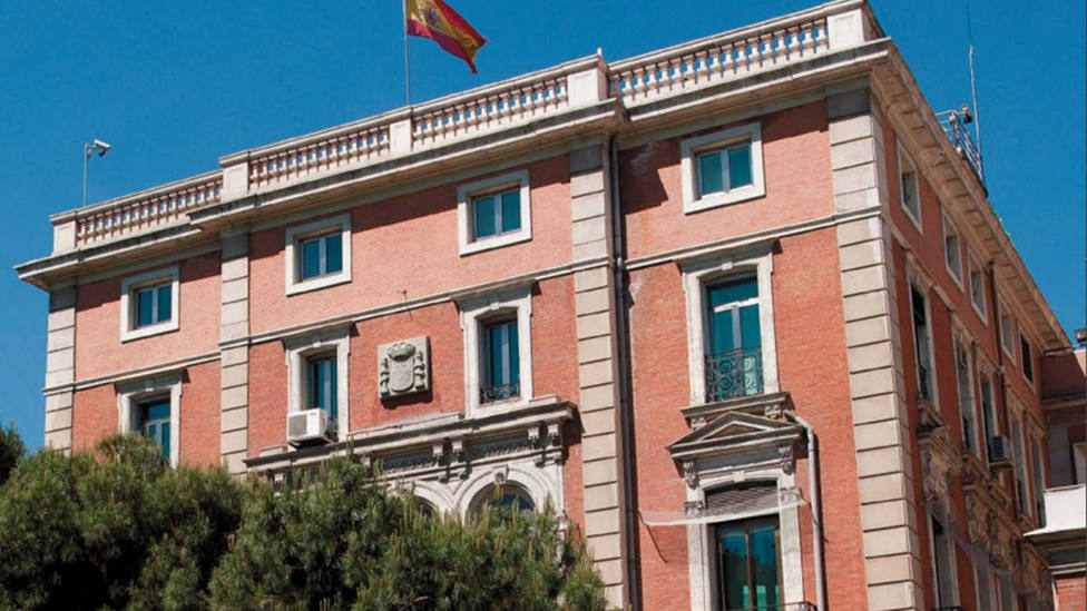 La Policía Nacional desarticula la rama española de un entramado que proporcionaba pasaportes COVID falsos en la UE