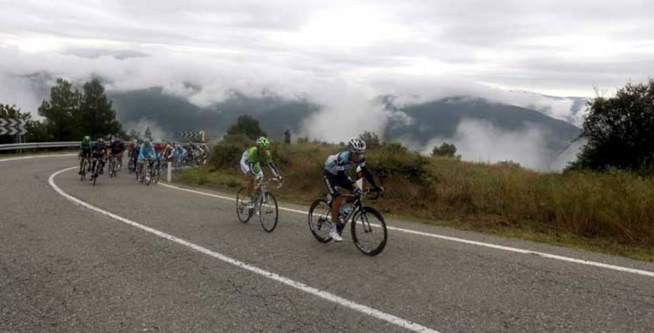 Geniez gana la etapa reina en Pirineos y Nibali sigue líder (EFE)