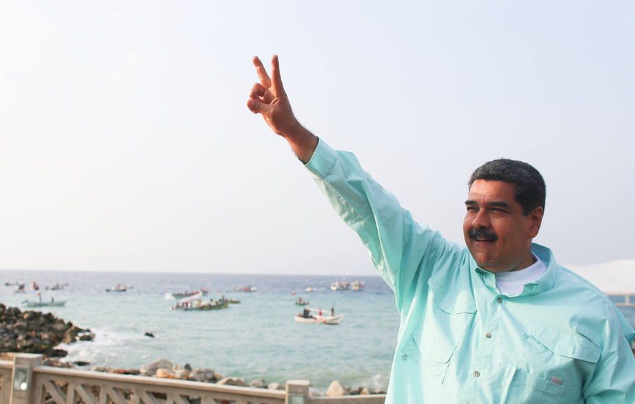 Maduro culpa a las mafias de los cortes eléctricos y ordena detenciones