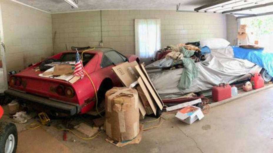 Encuentra en el garaje de su abuela un coche por valor de 500.000 euros