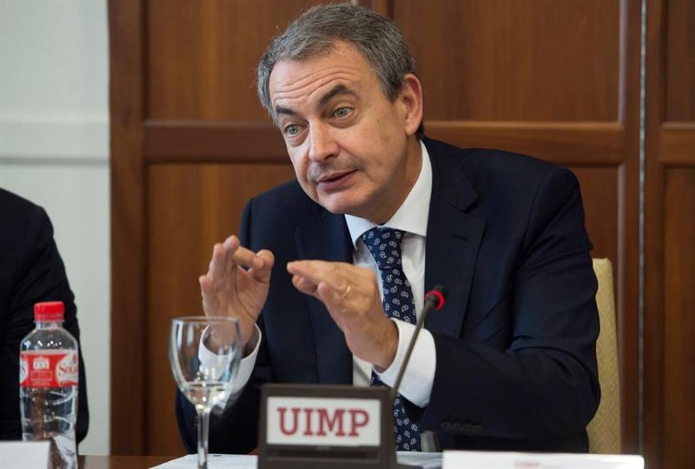Zapatero se defiende de la querella de VOX: no merece calificación