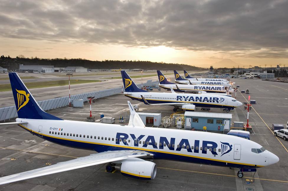 Los pilotos irlandeses de Ryanair aprueban ir a la huelga si la compañía no acepta sus propuestas
