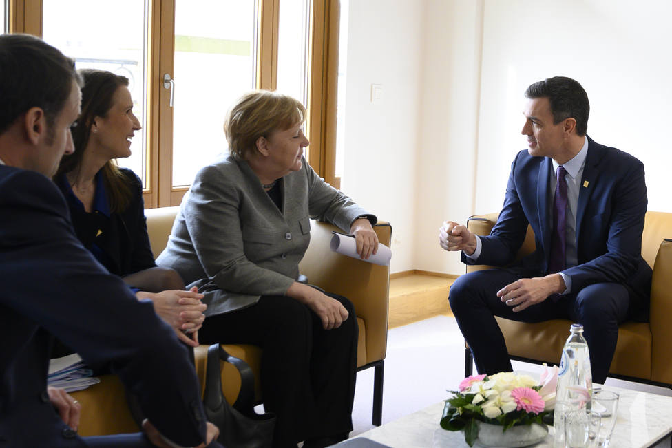 Sánchez planea un encuentro con Merkel la semana próxima para negociar el fondo de recuperación