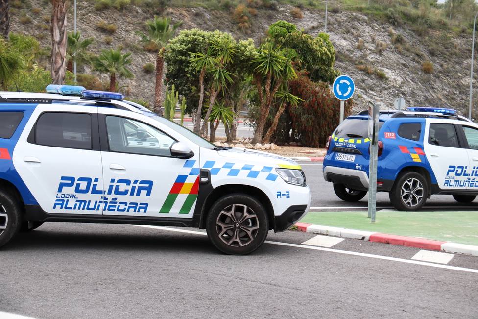 Policía Local en control de acceso a Almuñécar