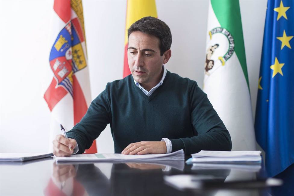La UCO pone a disposición del juzgado de Barcelona al exvicepresidente de la Diputación de Almería