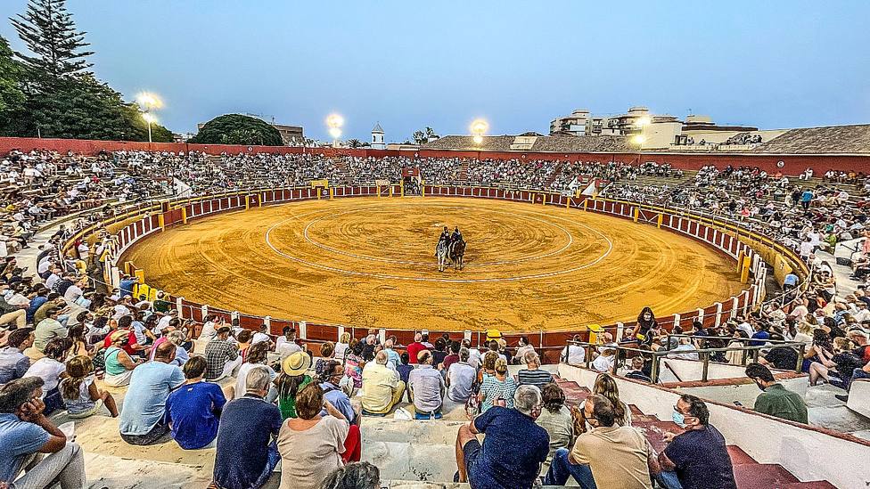 Imagen de la plaza de toros de Fuengirola durante el festejo celebrado este viernes