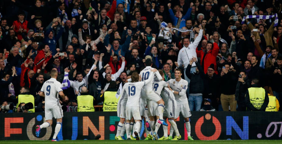 El Real Madrid celebra el golazo de Casemiro al Nápoles (Reuters)