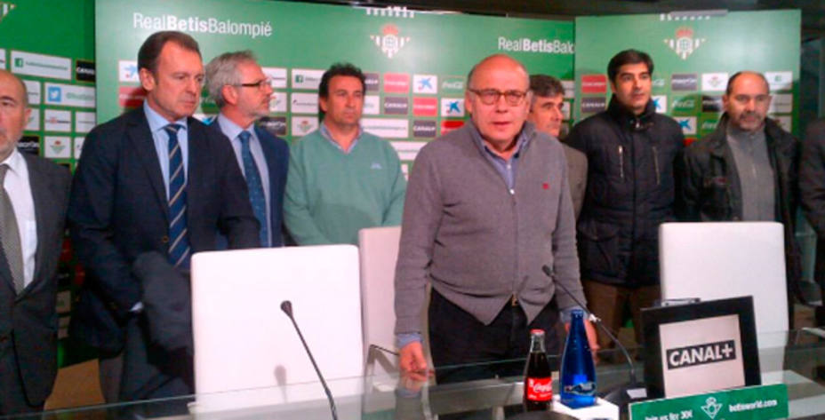 Pepe Ollero, presidente del Betis (@DeportesCopeSE)