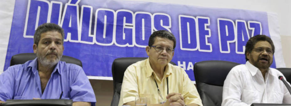 Las FARC anuncian un nuevo alto el fuego por la segunda vuelta de las presidenciales